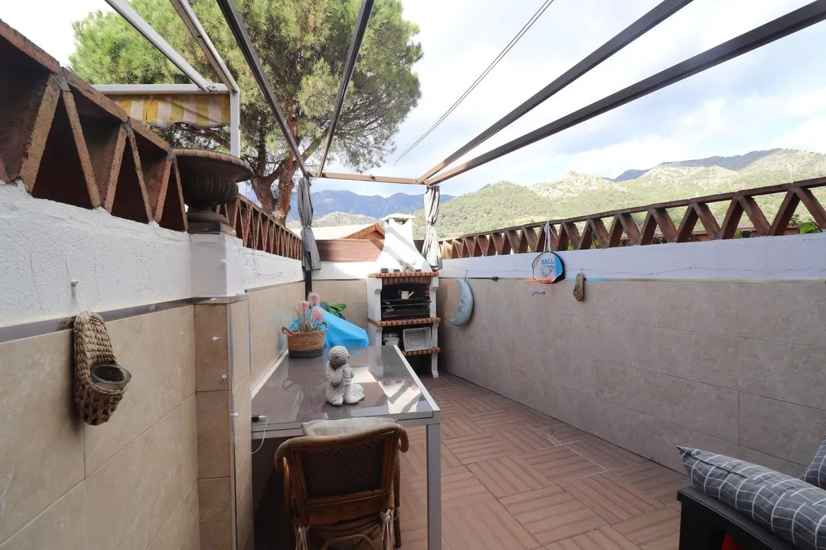 ff4f8320-6674-44b1-aa5b-b8fc3ddb791a