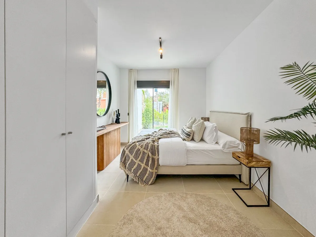 3e5f3fe6-9e3c-436e-a2d4-322147892709