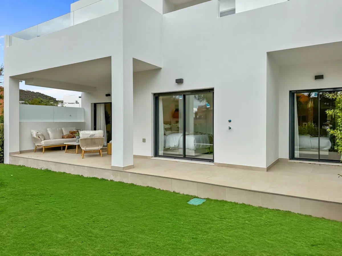 bebf224e-7b15-463a-89fc-e90959f6e519