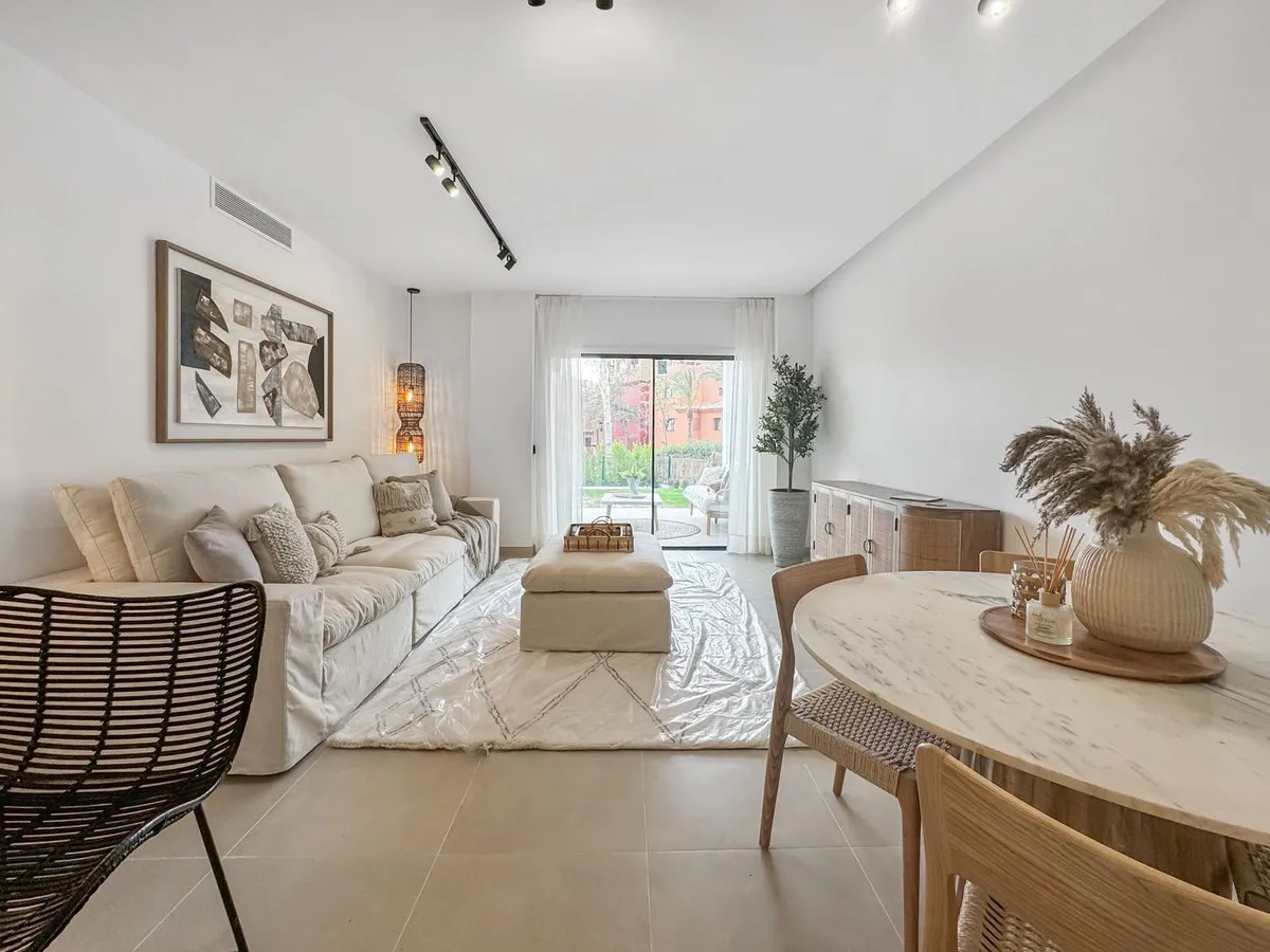 d918660e-b7e0-4f1d-bd50-1ecbaf7b6679