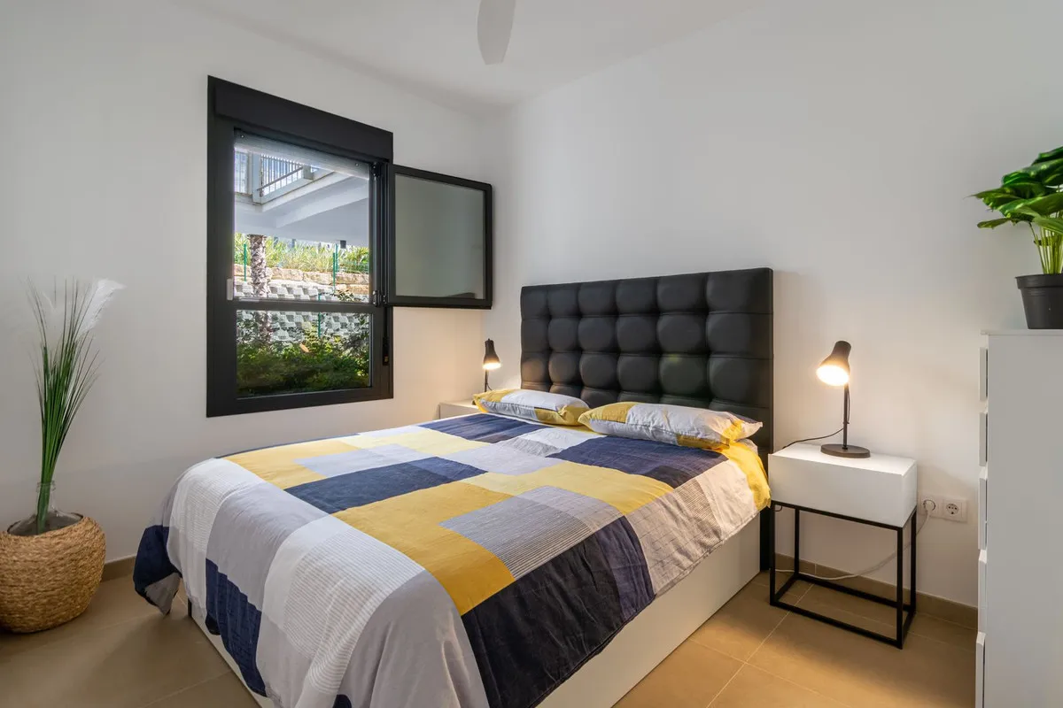 15b10ca0-a9e2-401a-a13e-f4fadc50c1a8