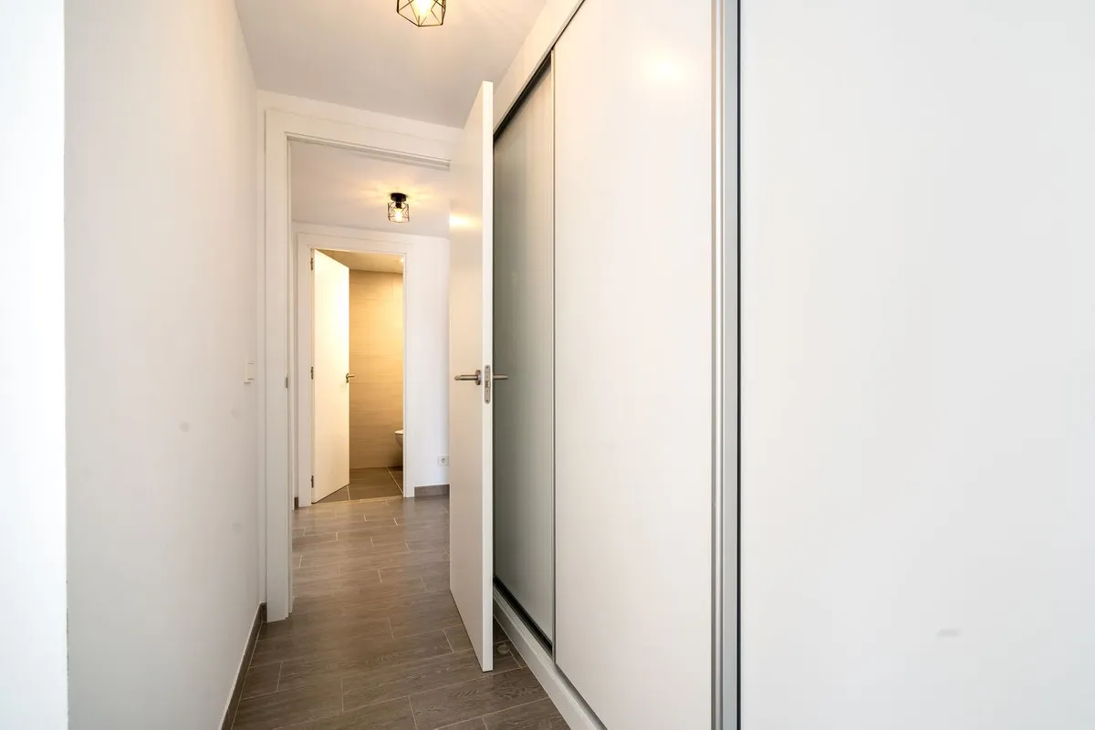 1f73c3b0-0e0e-465e-99b2-ac26ea638cc2