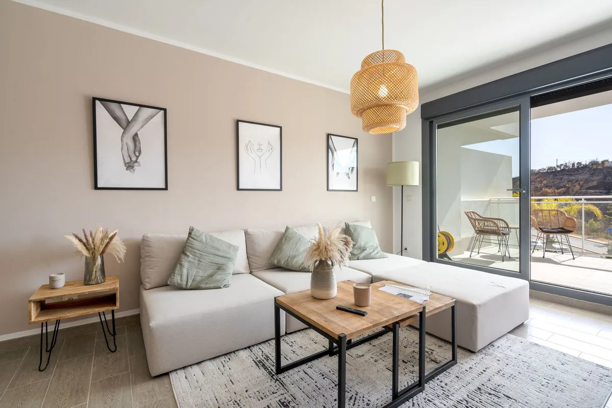 6b7f8558-2483-4fd5-9607-5b3b061884a0