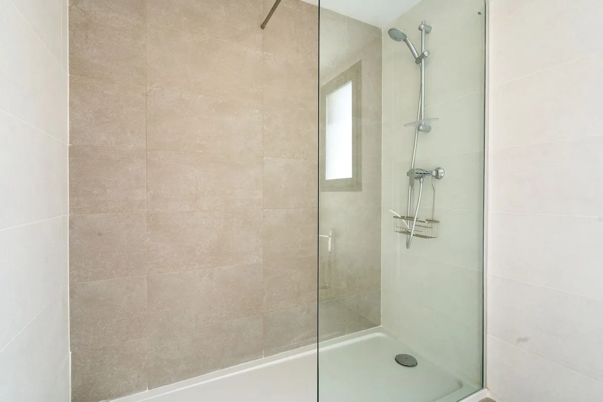 da39d7b7-9c7c-4084-87f5-ee16fc6b14df