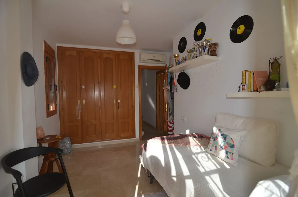 261b86c5-d6c1-43b2-bad7-4e52b7adbf2a