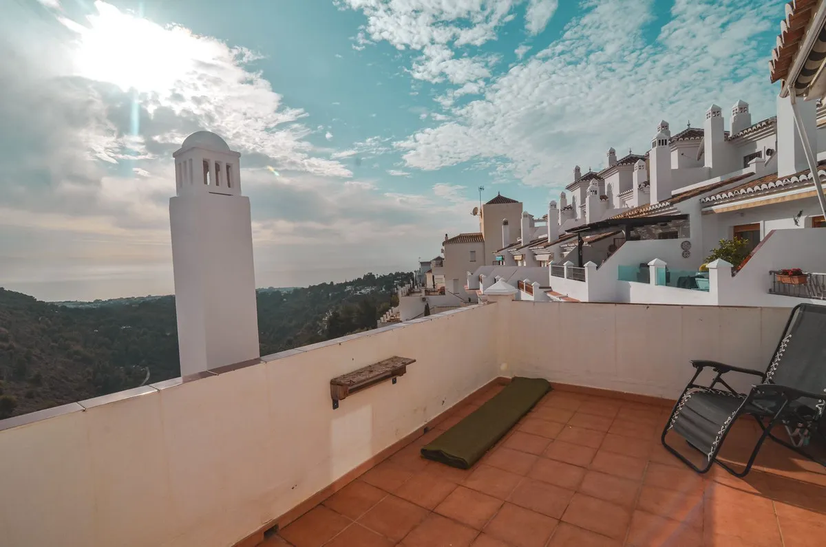 79ba84eb-7795-4810-9c9a-bf853e0bd3b1