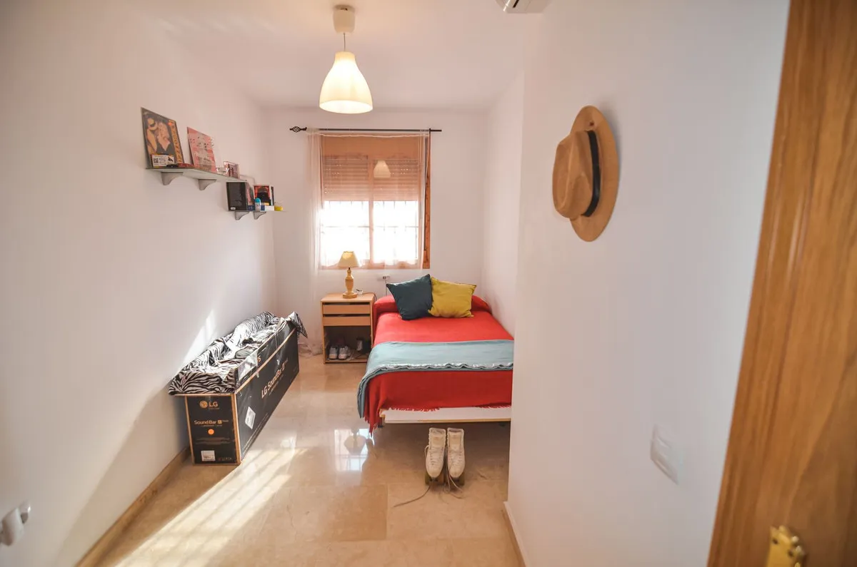 90a831f4-9857-469f-a93d-fb9477744a79