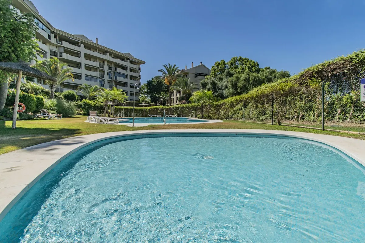 bebeb2b9-80ed-4de1-b759-7200bc9c86a3