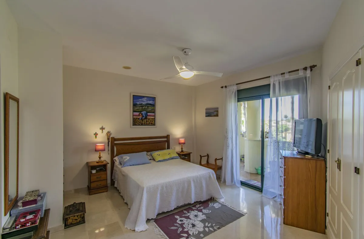 d85e06f4-5957-49b8-b329-9c19ba402b74