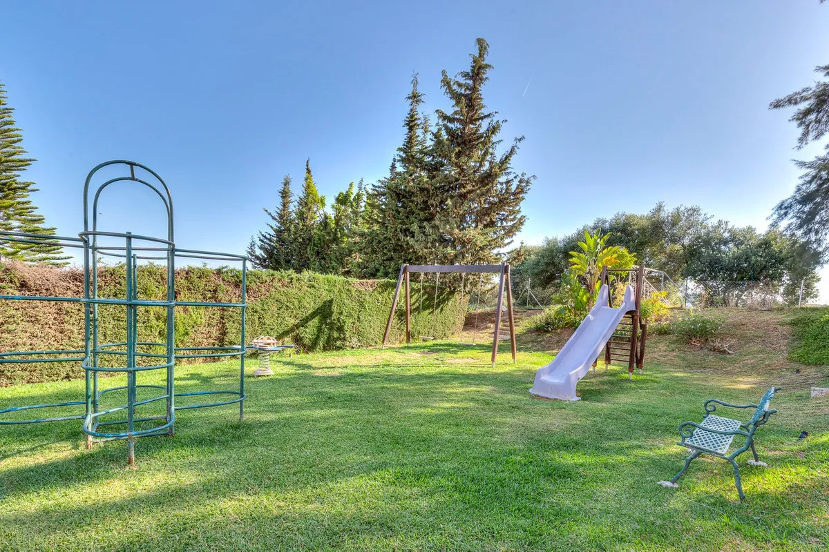 150a8389-5bed-428c-8f7e-1e653691bd08