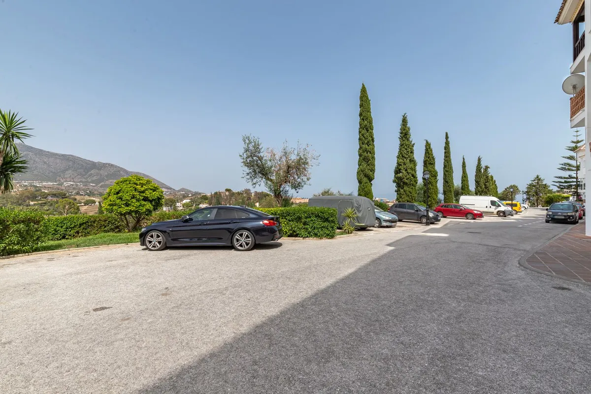 2cd0d9a3-3972-40b4-b25b-96bbdac1854f