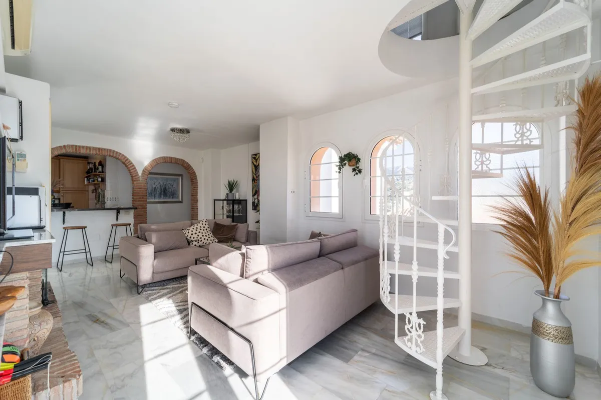 4755f513-28d3-42b0-822d-d5ffba17ffc9