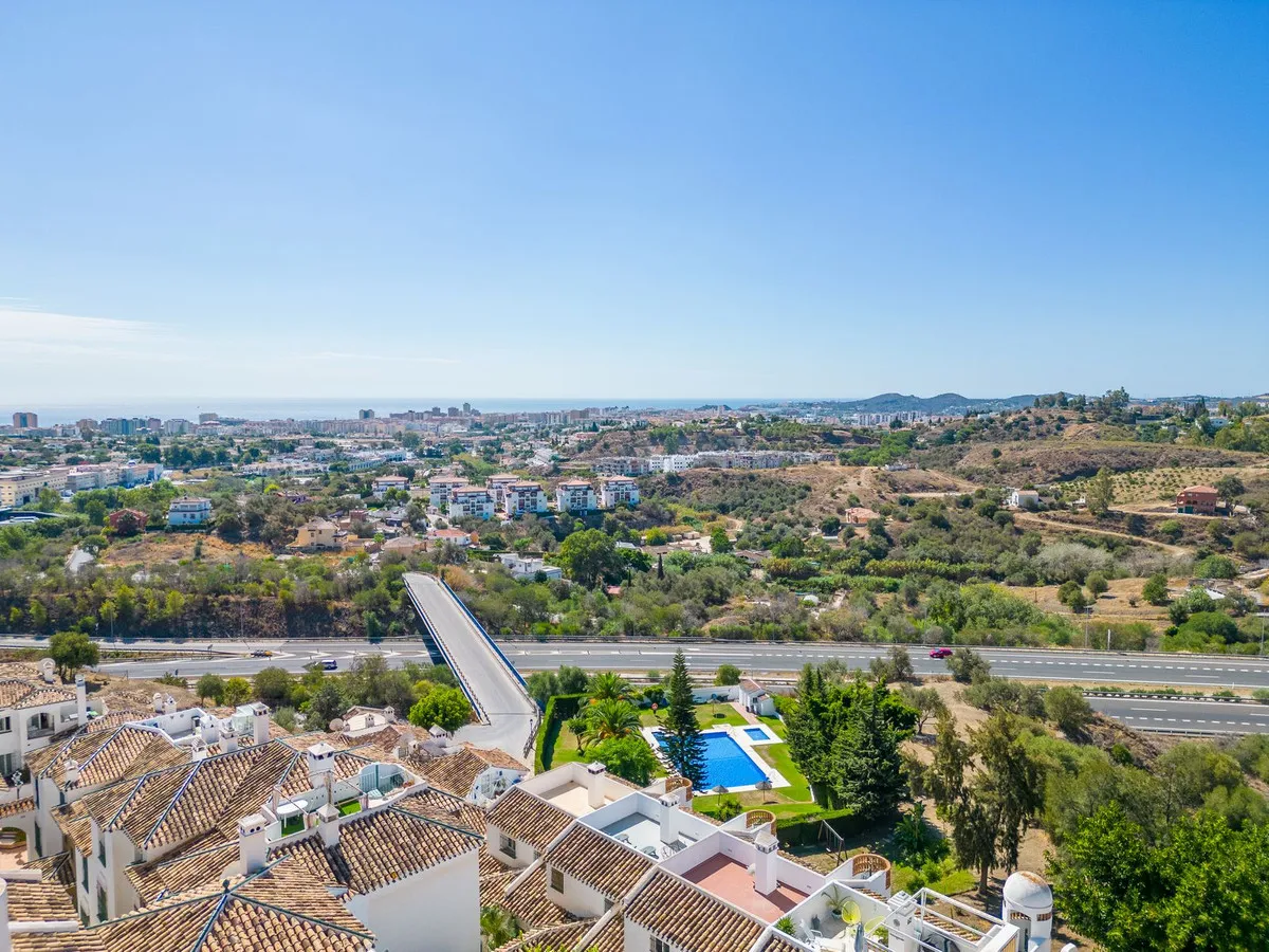 c71b70ba-27d0-479b-8f9e-a93db2b9f926