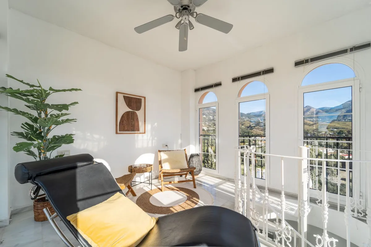 eb1012a3-a208-411a-b91d-9d9c9739d24f