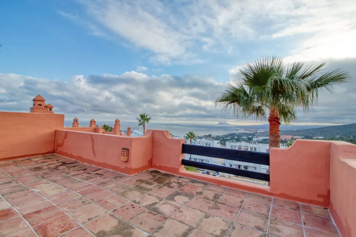 1f25dbf0-aba2-4a66-81d5-906f2ec48f45