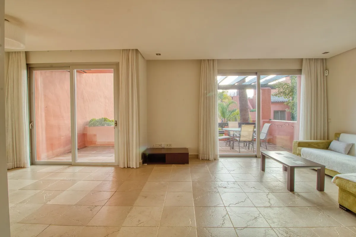 3b55094b-b7d6-4967-8429-6d3129455e23