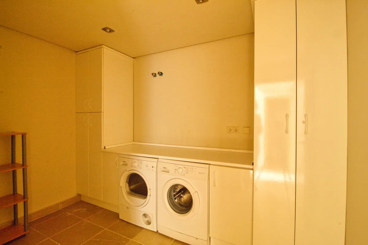 3e85734f-567e-4d61-947d-2e70b75b65a7