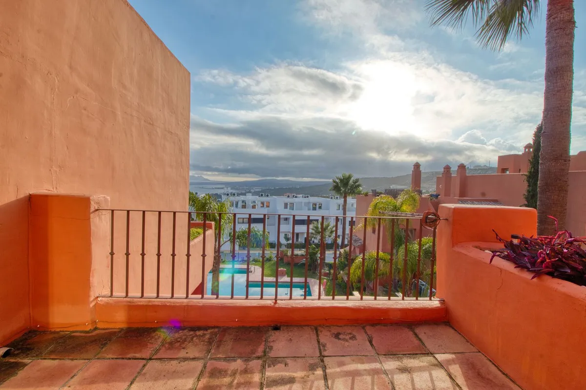 46c451ab-e183-47c5-b1e8-b0967186220d