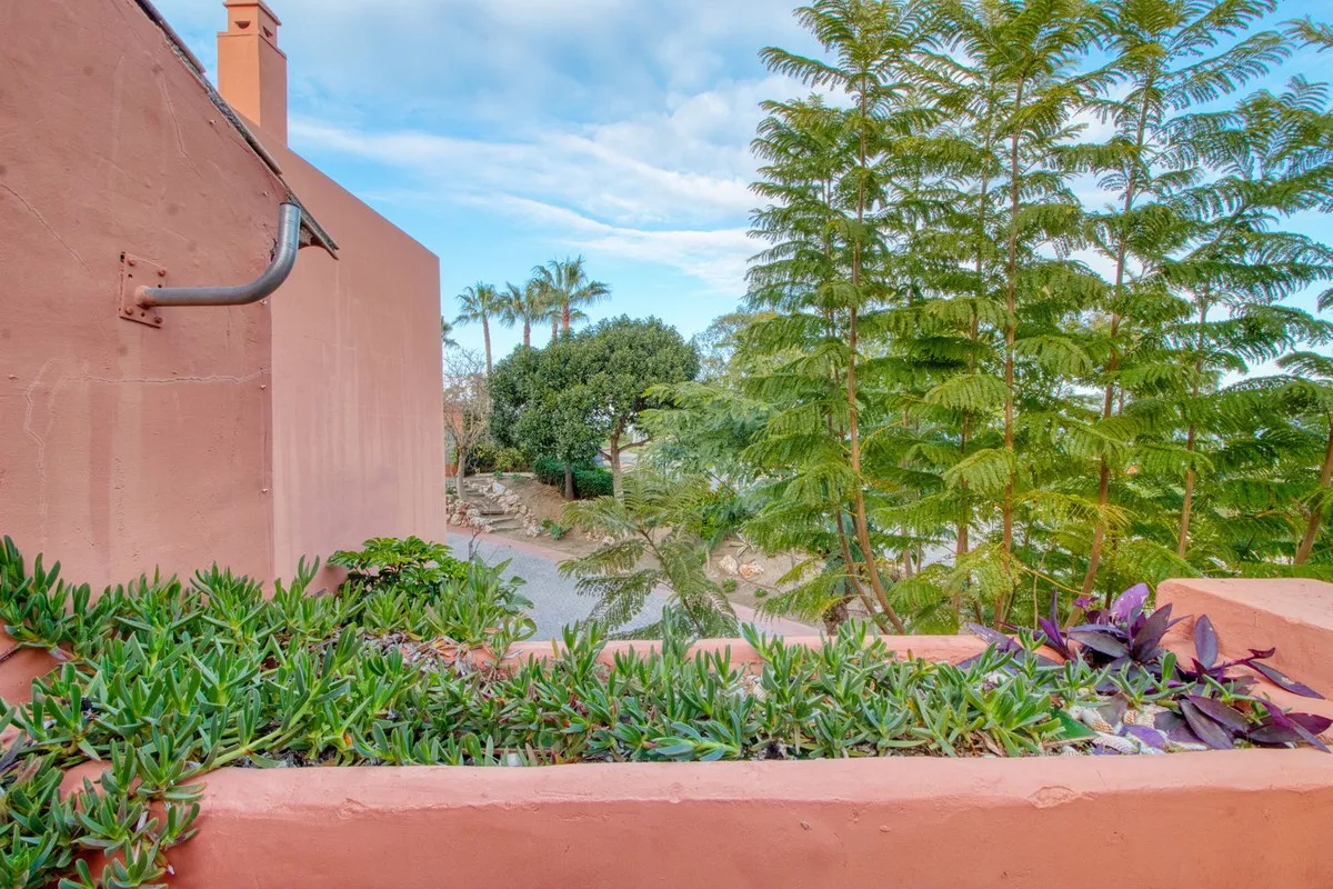 5926ab25-9670-4213-8a3f-146a2a49915d