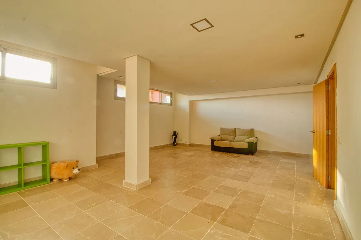 714e406c-48c6-4267-aae5-f37362541c30