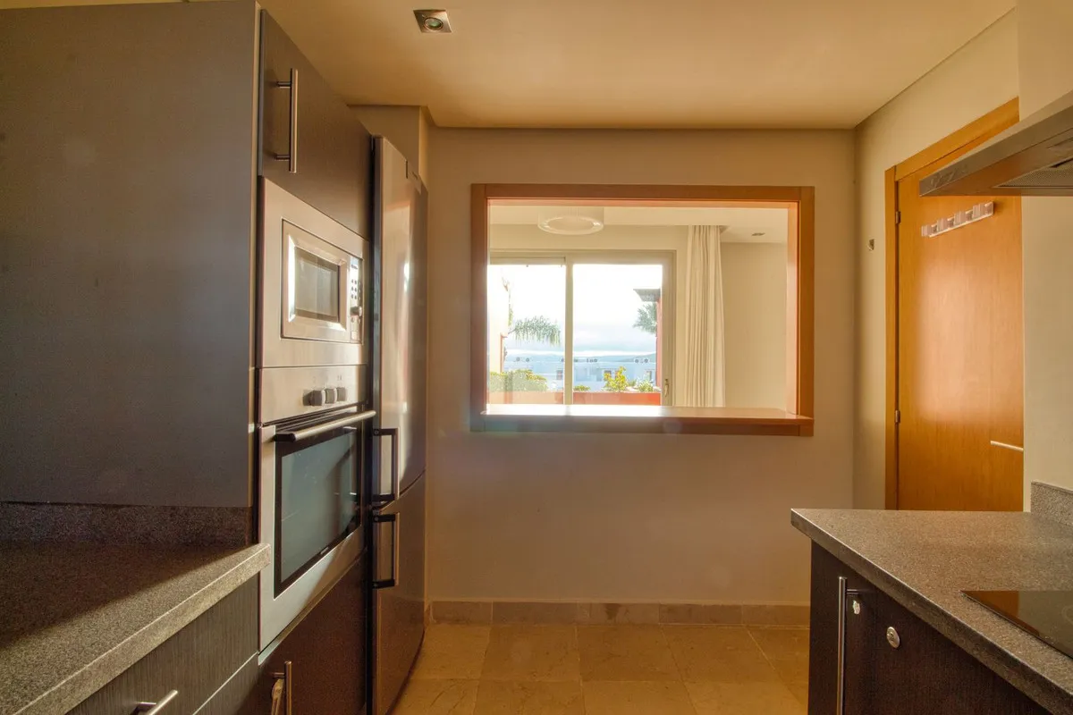 af958b8d-e448-4c84-b6eb-55f4478360fd