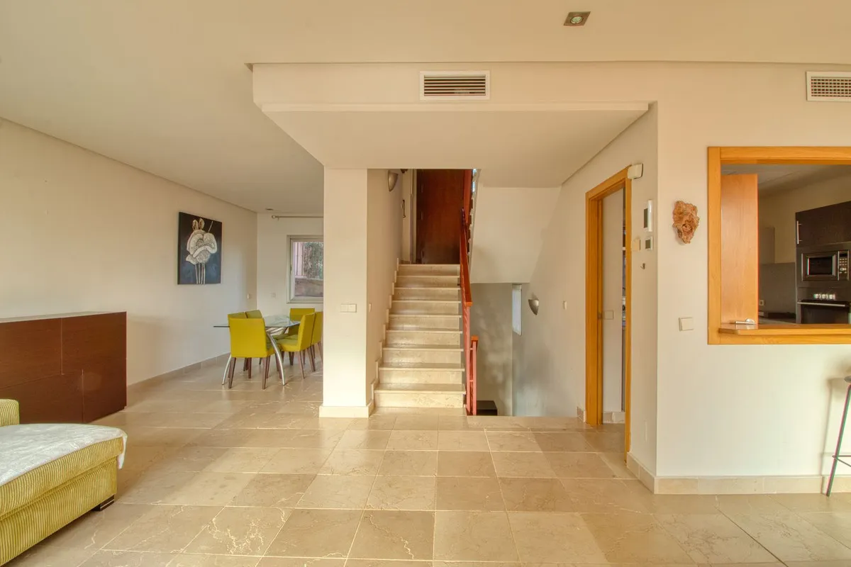 eee0d4d3-ca72-4685-b19d-a5d729ee2261