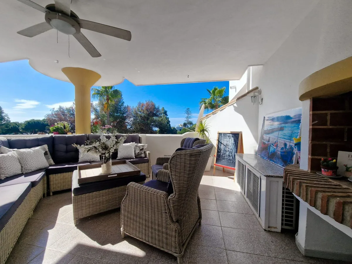 38f360bb-ae61-4e8e-9710-12c76ba39f1a