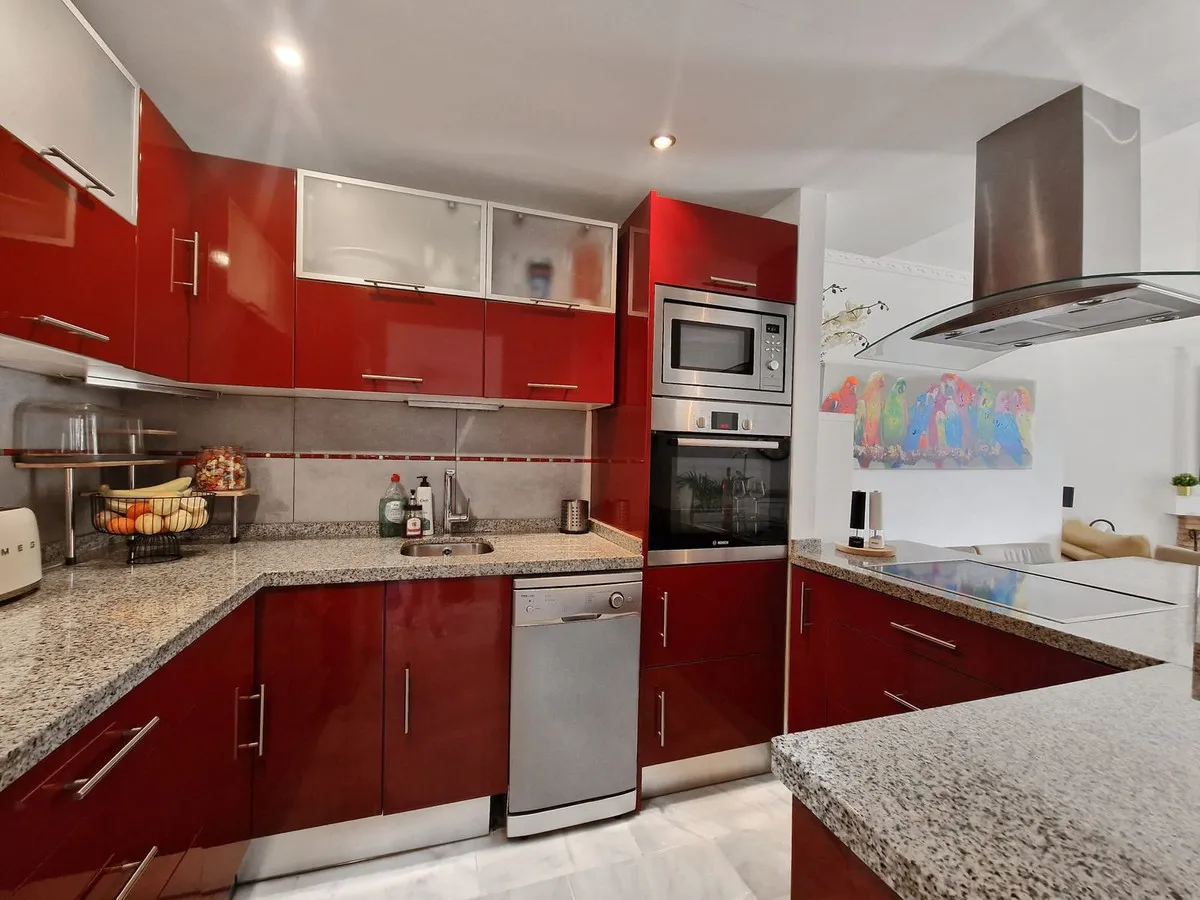 77106c1c-02fd-41f9-84dd-77454183a591