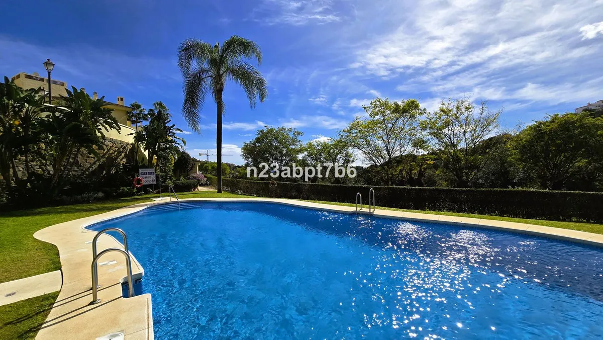 a2935e59-572d-42cd-884f-3988210b3e5e