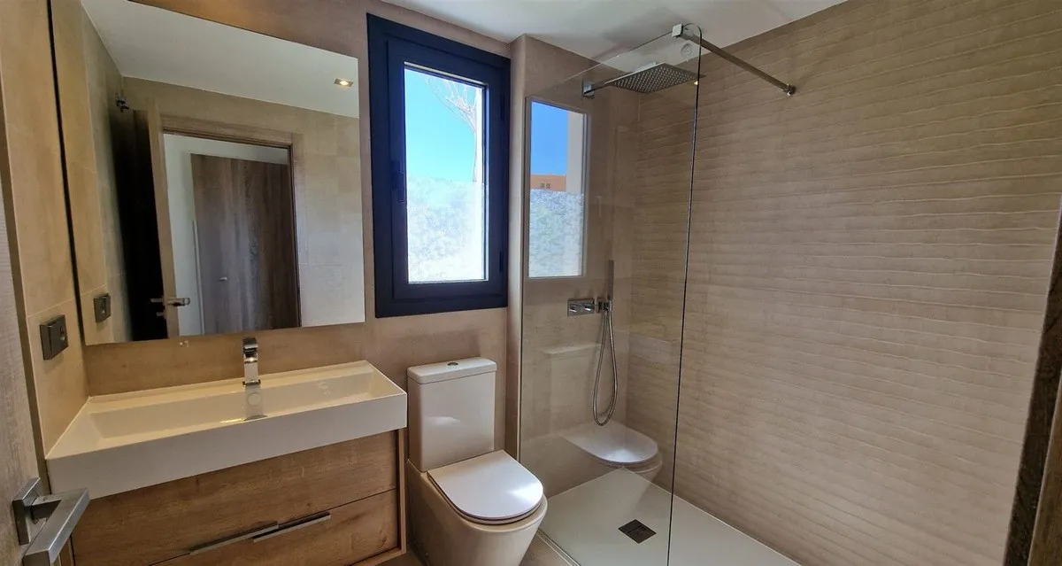 8c98953d-1226-4e27-8f17-9797b6e154af