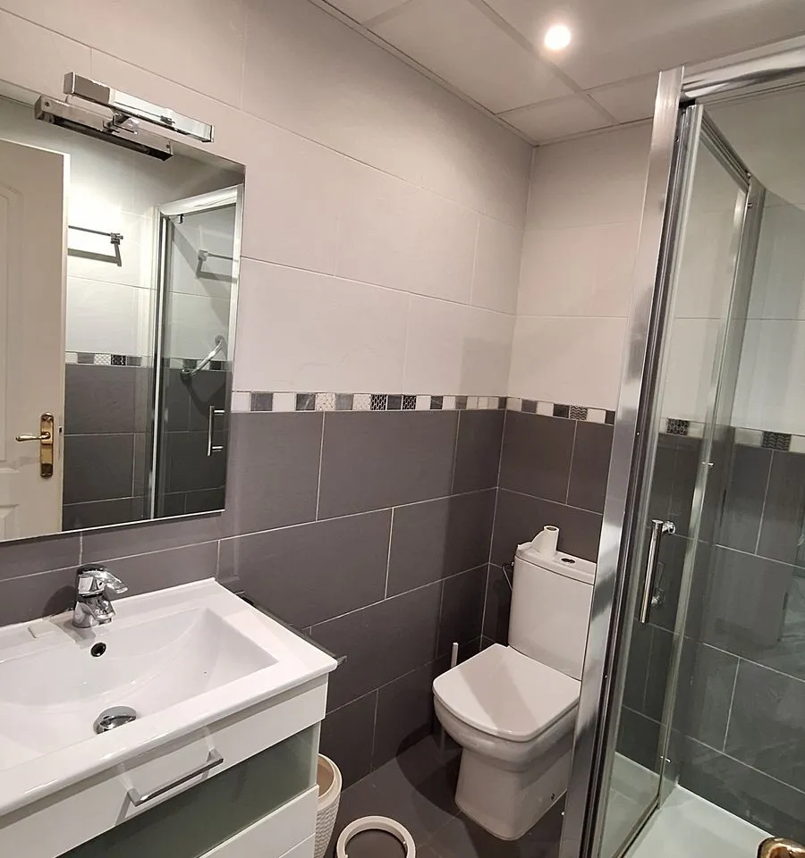 2a9eaaed-5fb8-44f8-a9e6-c560439da7aa