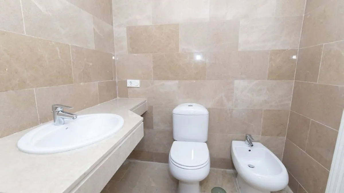 ef17eaee-e3a2-45ba-a536-26b525722f06