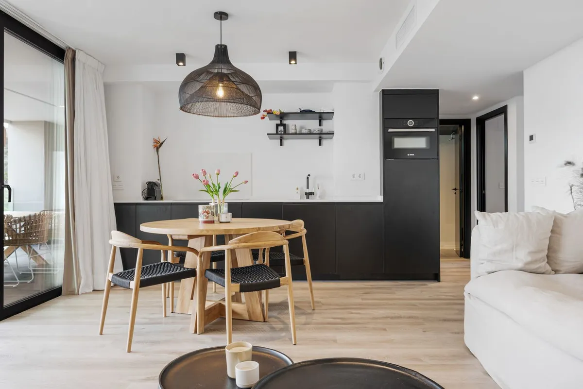 1b791d53-cb91-4273-a49f-19cf4b7aa0cd