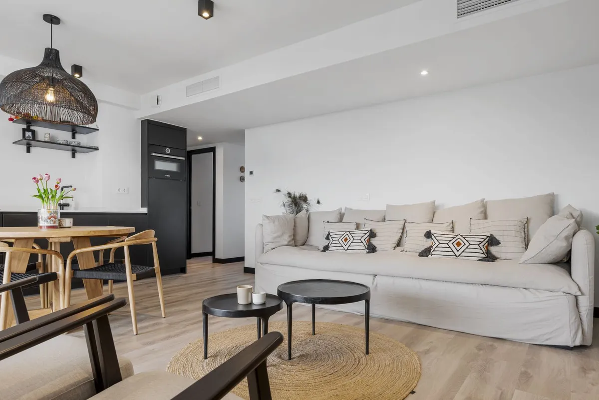 7e2ab46d-24a2-4c4b-94eb-9034aae1cdb7