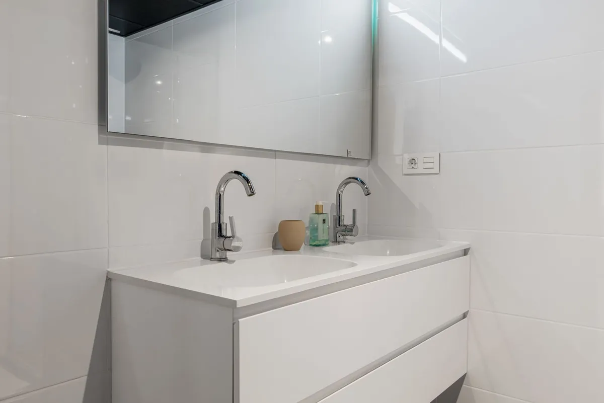 7fe69d97-e336-4cc3-bb8f-f12351b4f7de