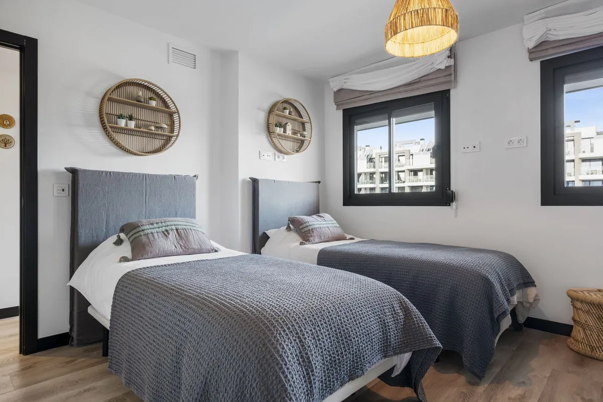 a73be361-a111-4a81-b069-d29607a16cf8