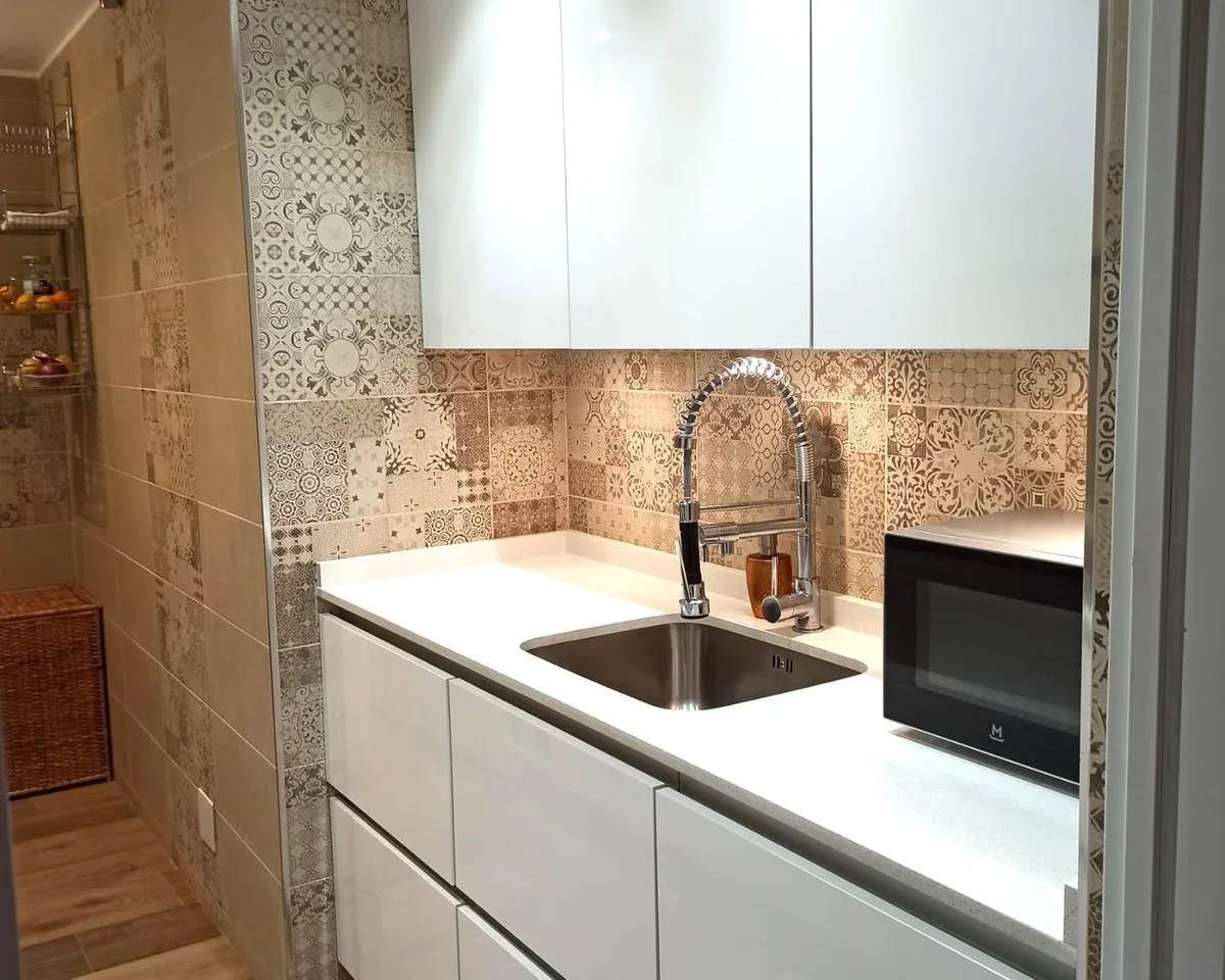 6704acbc-af3b-45b9-bef3-b0af0d137a9c