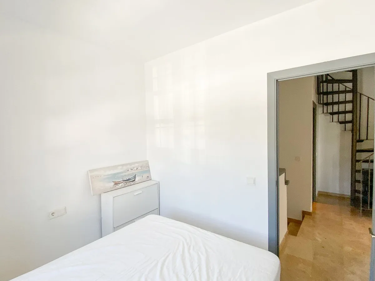 18d51037-69ac-40f3-b51d-4b624bd315e5