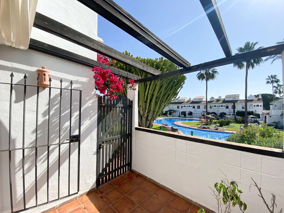 240ef598-8375-426b-b22d-dd8d197d88c9