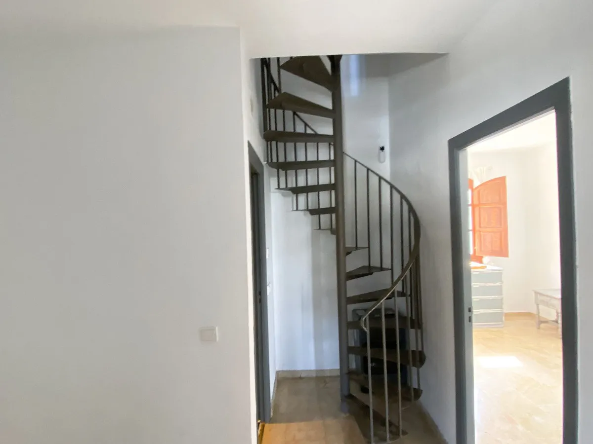 fa1de274-be7f-4b10-a600-0590d585748a