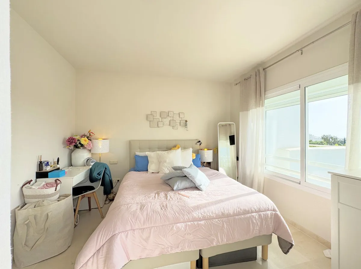 2bc18422-29a4-4401-9d92-d2800a5273e5