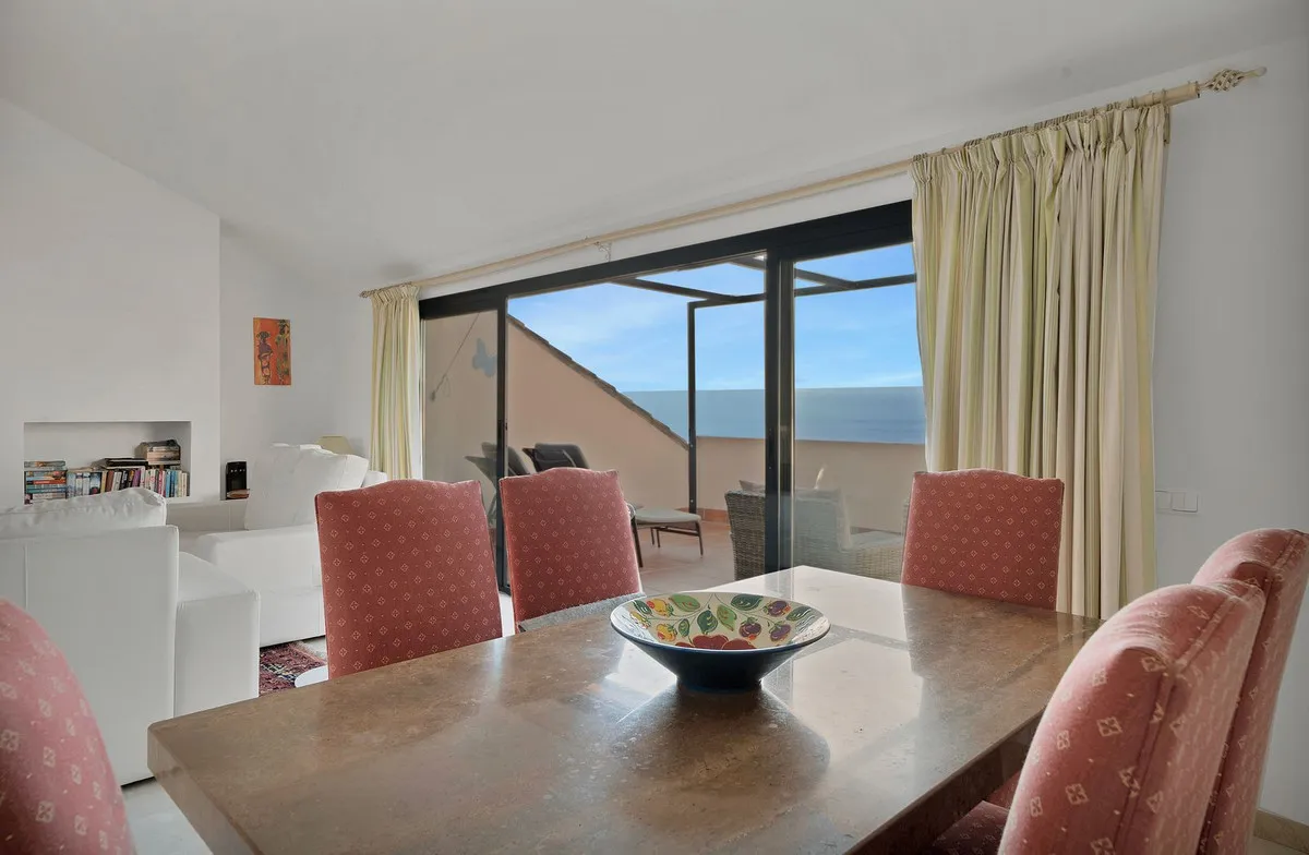 071b8954-e983-4a5d-b750-f22488a26c1a