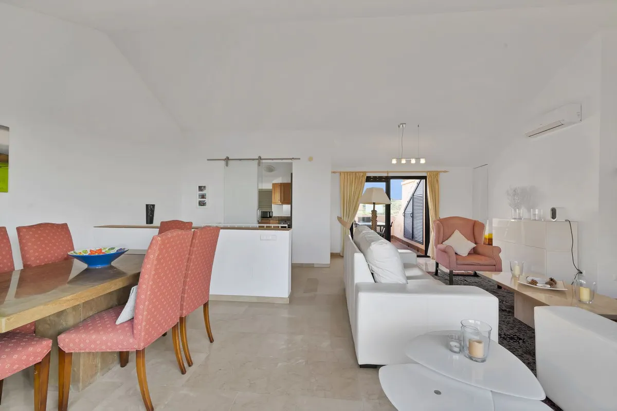 bc83ab6d-607d-4b42-98a1-267613543083