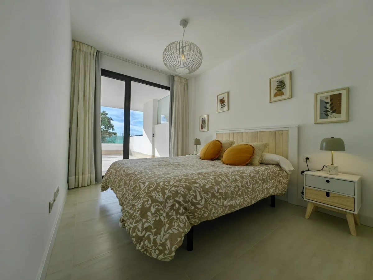 4c9bc768-0475-473d-8a08-c5f99c855c47