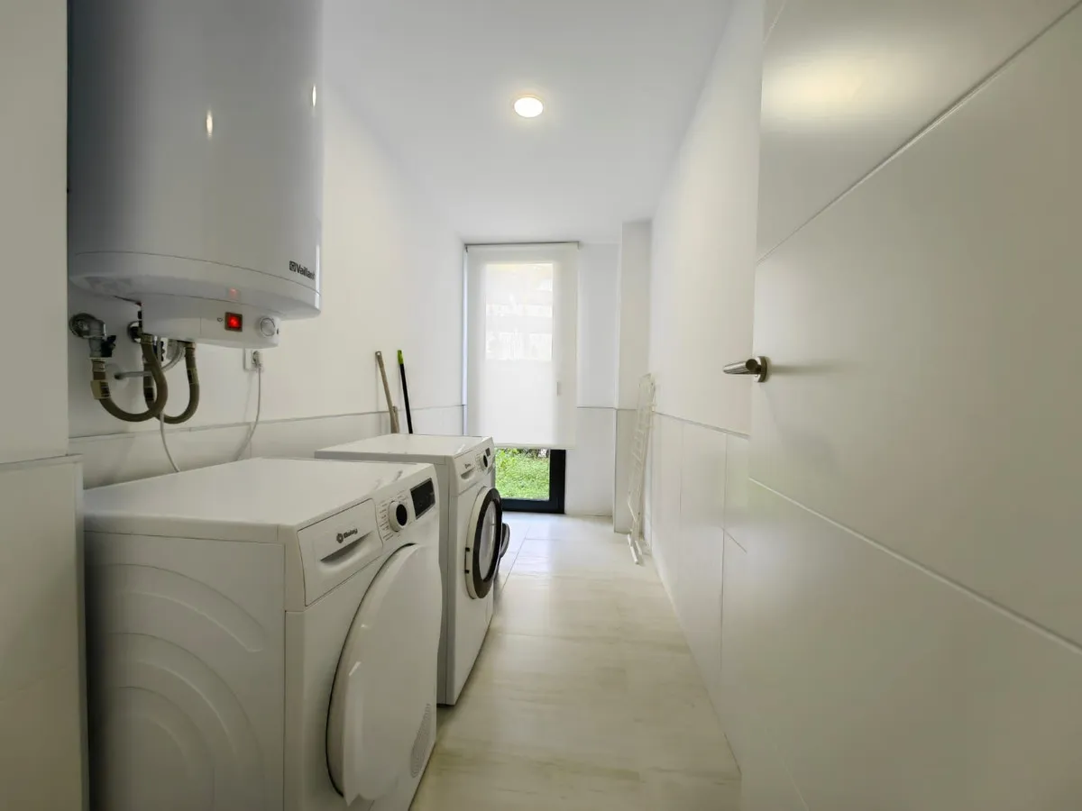 8ecf0c2f-9683-4acc-a524-cee750f22bc3