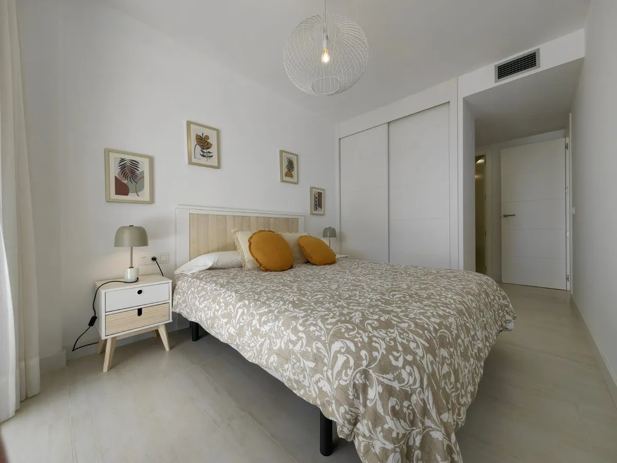 aef4fd58-c7f8-49a9-a1a5-d4fb0a250fb2