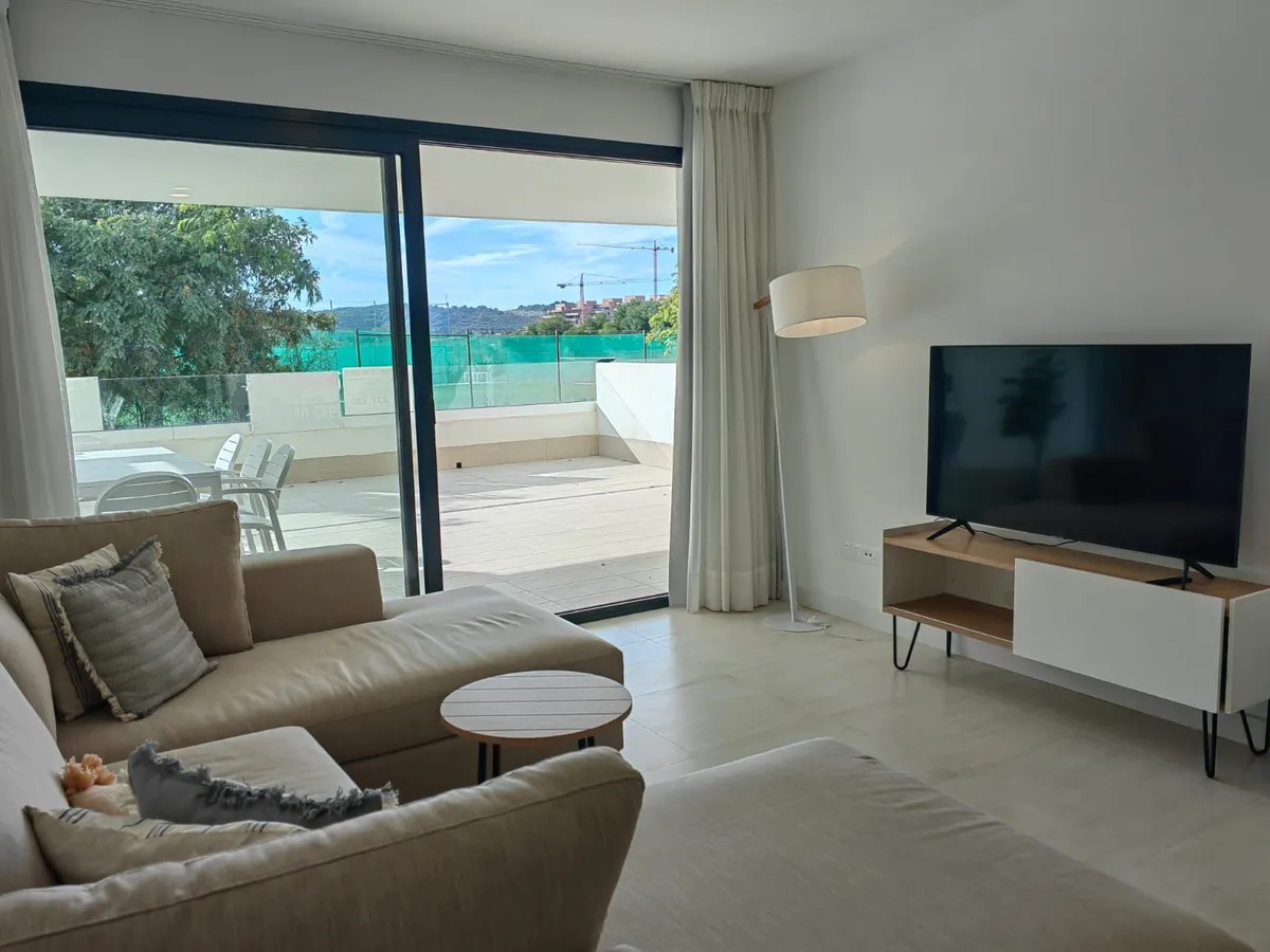 c28d21b6-f54a-4da5-b9d3-9863b8682ebe