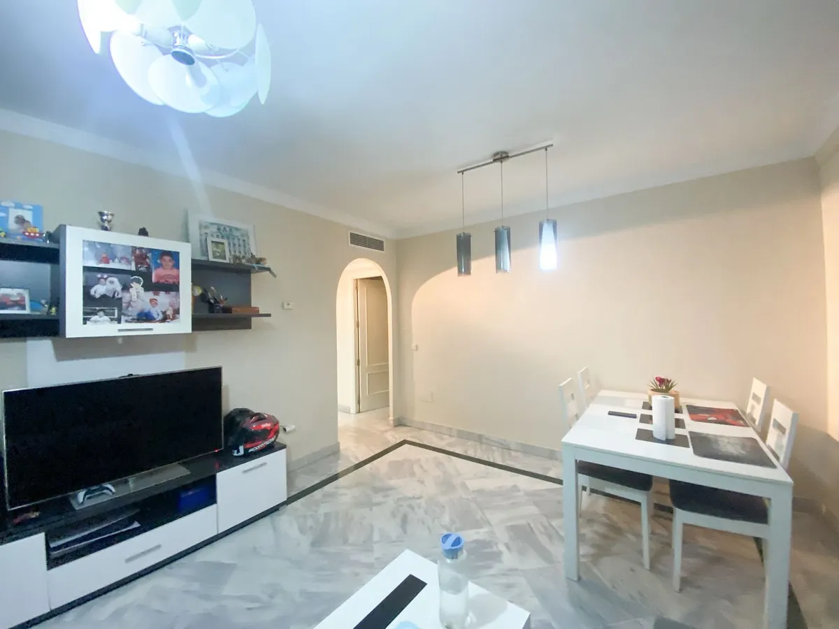 0d87bd95-a265-443d-acfb-3fd8c855615e