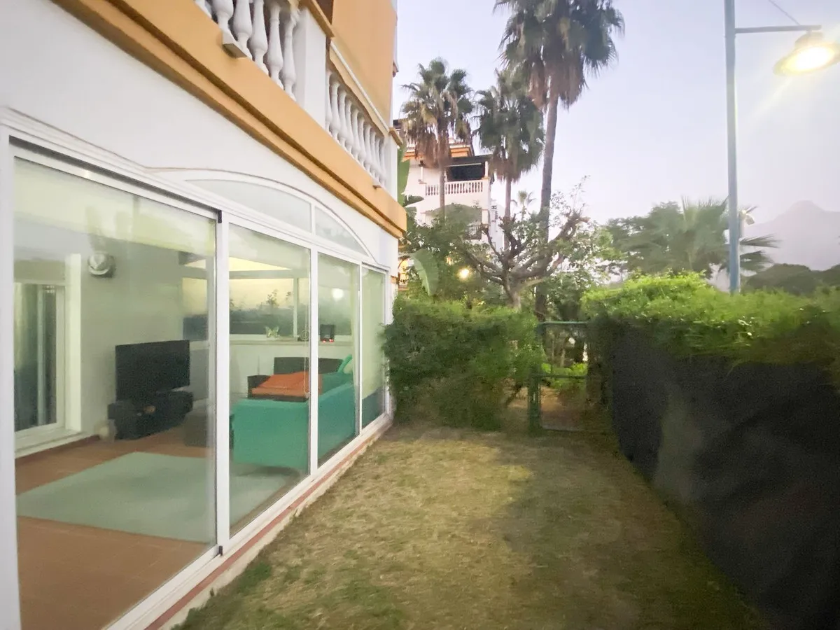 4f281048-4668-4237-a0db-9c62f254a943