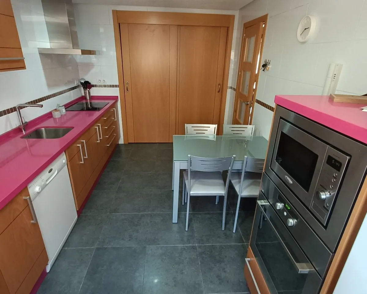 f85547d5-1c8a-4e54-89dd-0dc21eb42b24